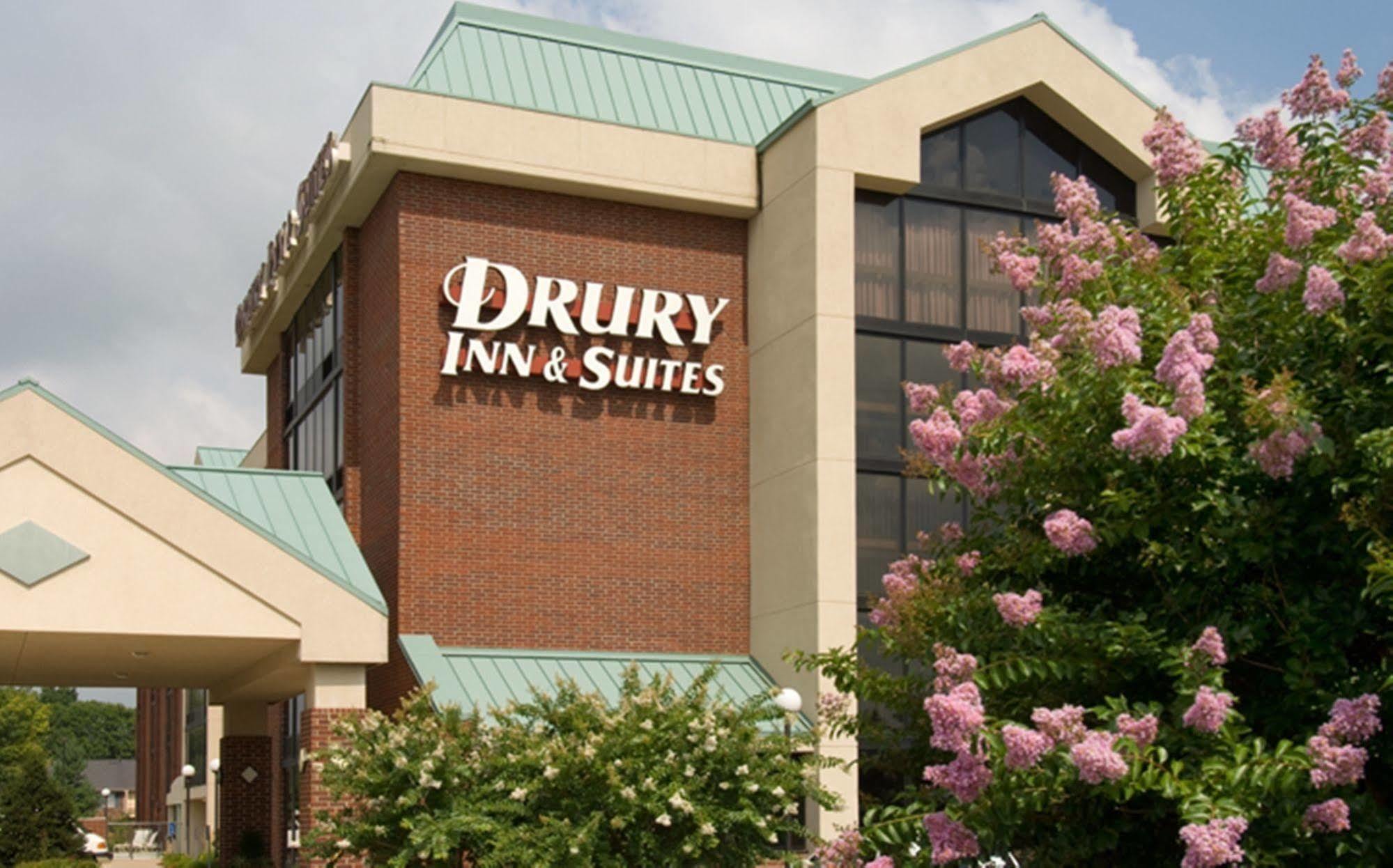 Drury Inn & Suites Louisville East Buitenkant foto